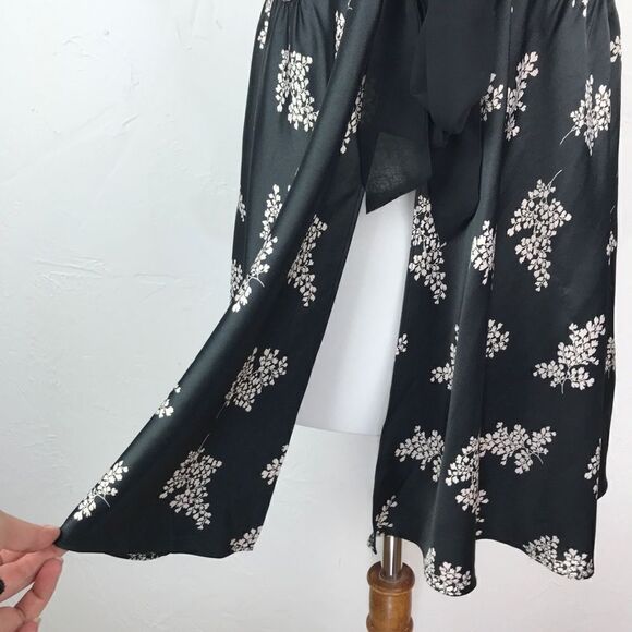 Victoria’s Secret Black Gray Foliage Teddy Top Lingerie Medium - Picture 4 of 7